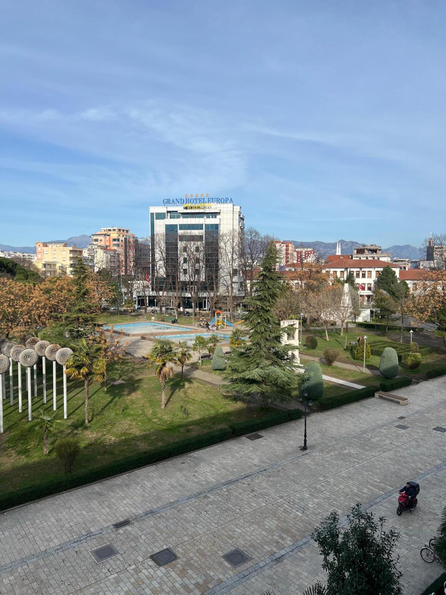 Temali Apartment 2 Shkodër Buitenkant foto